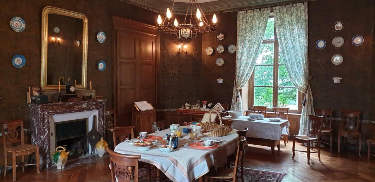 Chateau Des Martinanches Saint-Dier-dʼAuvergne Zewnętrze zdjęcie